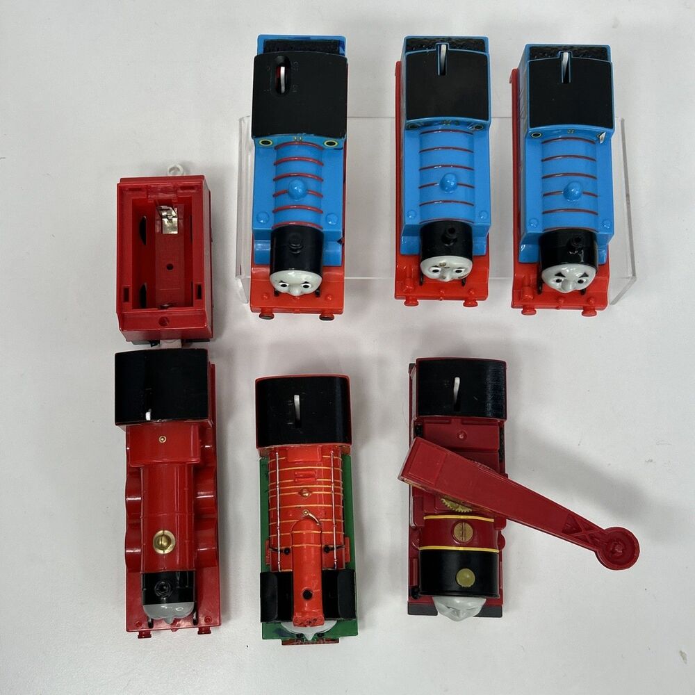 Thomas The Train Friends Trackmaster Lot Hong Bao Harvey Motorized NOT WORKING - Picture 3 of 9